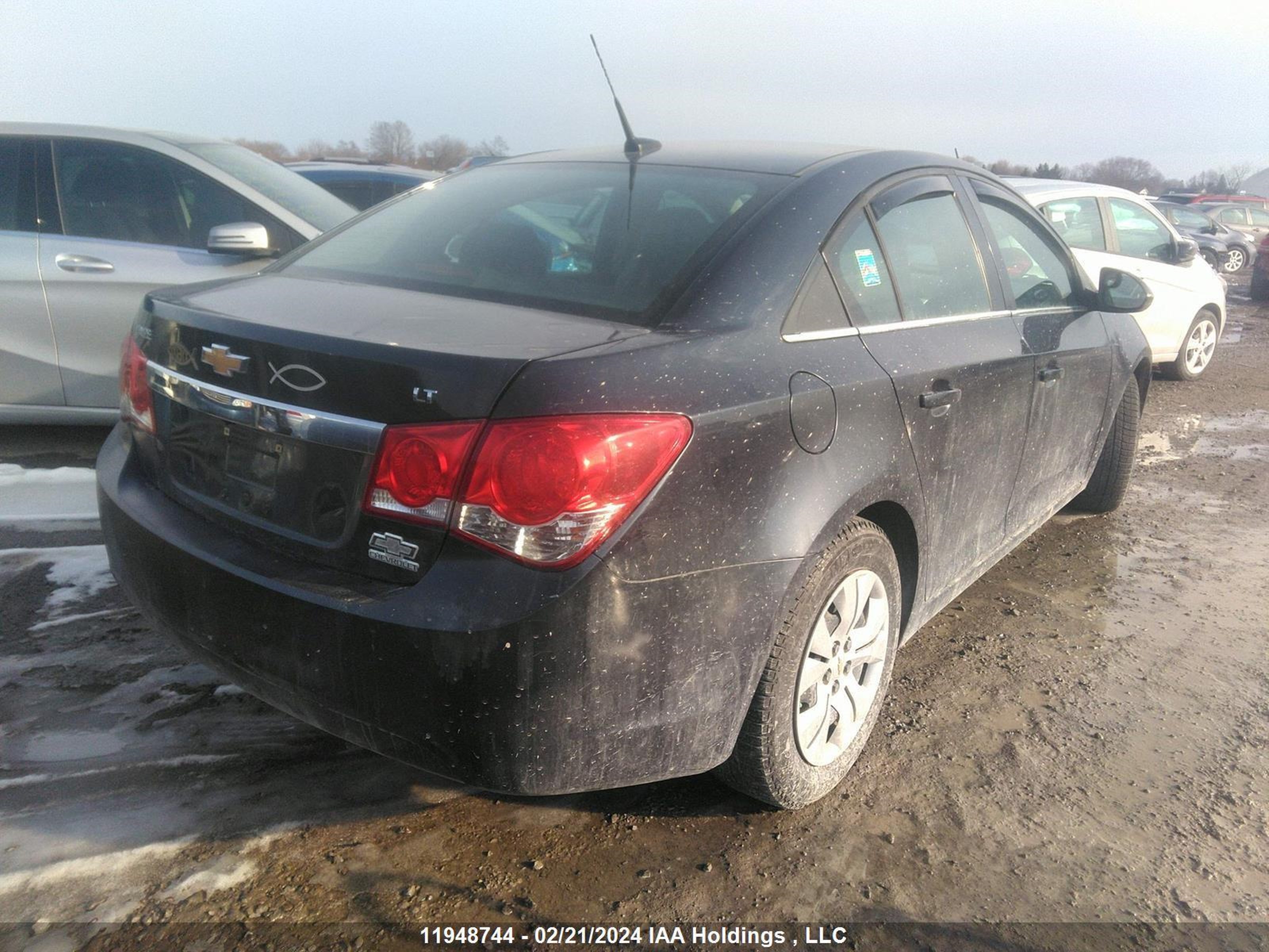 Photo 3 VIN: 1G1PC5SB3E7256609 - CHEVROLET CRUZE 