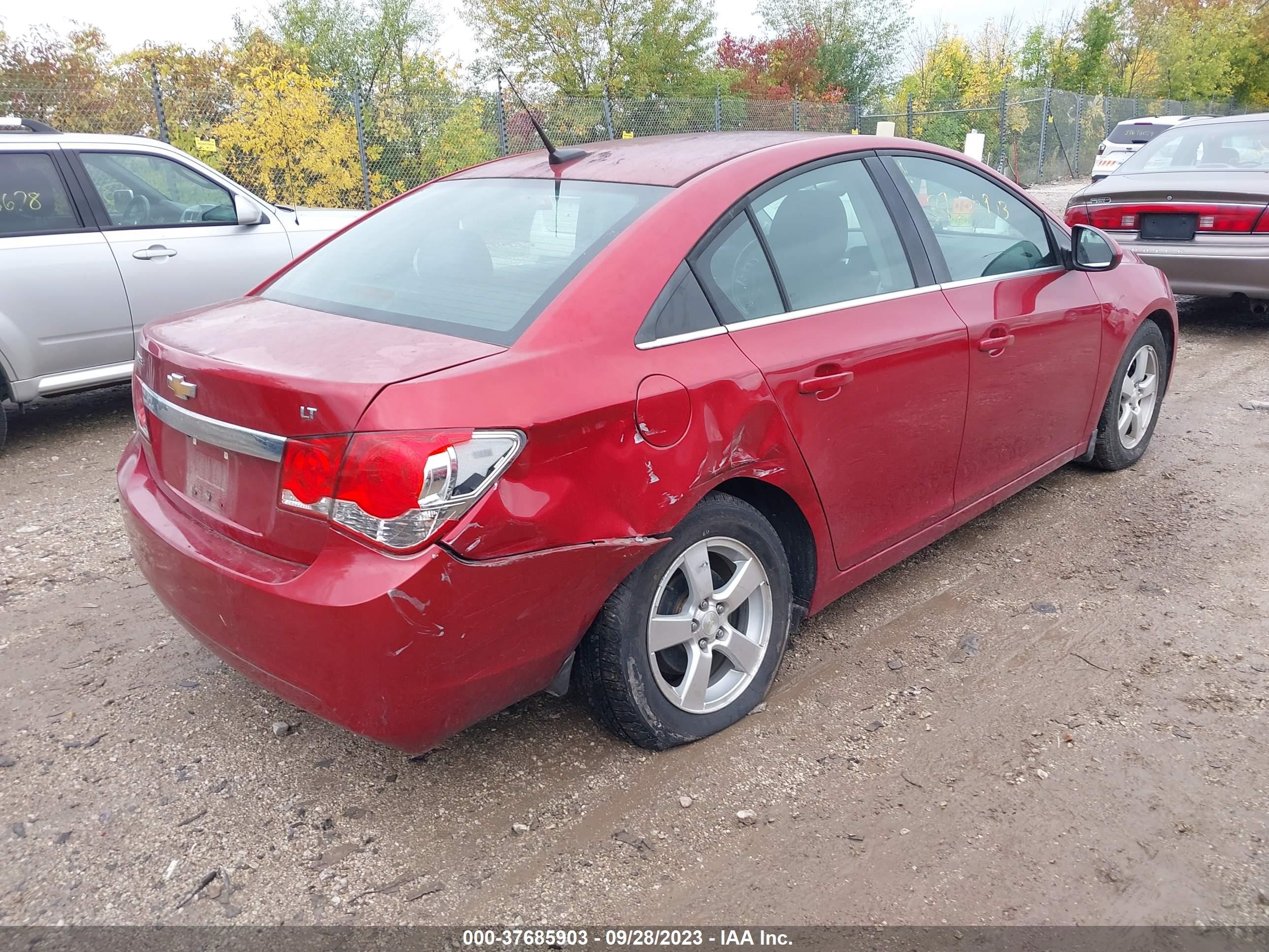 Photo 3 VIN: 1G1PC5SB3E7280571 - CHEVROLET CRUZE 