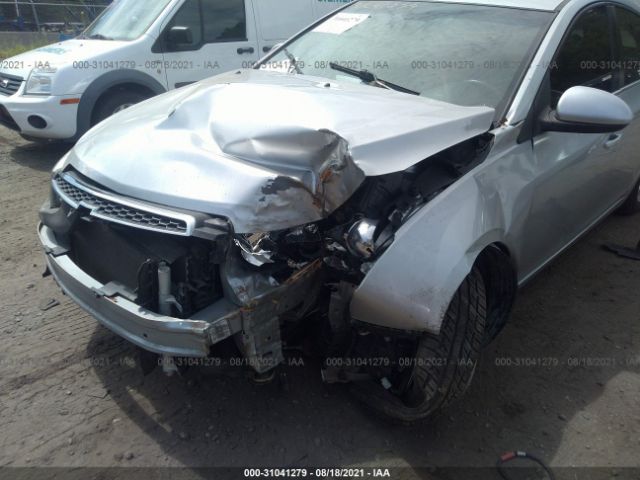 Photo 5 VIN: 1G1PC5SB3E7380394 - CHEVROLET CRUZE 