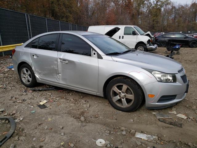 Photo 3 VIN: 1G1PC5SB3E7412034 - CHEVROLET CRUZE 