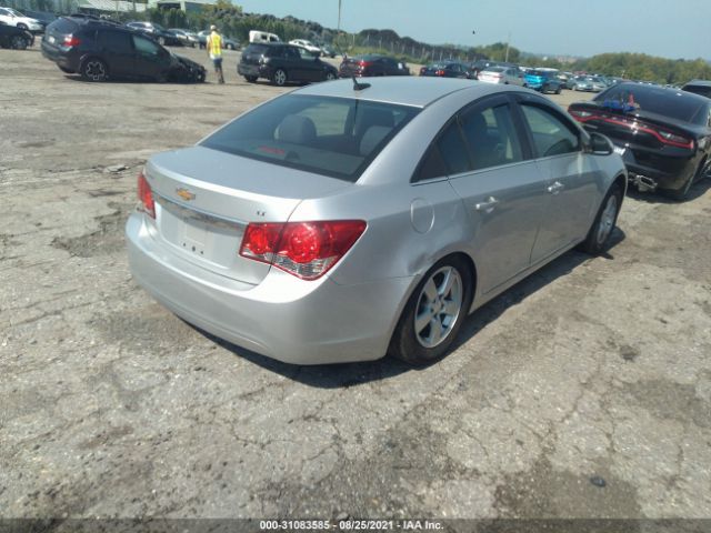 Photo 3 VIN: 1G1PC5SB3E7452940 - CHEVROLET CRUZE 