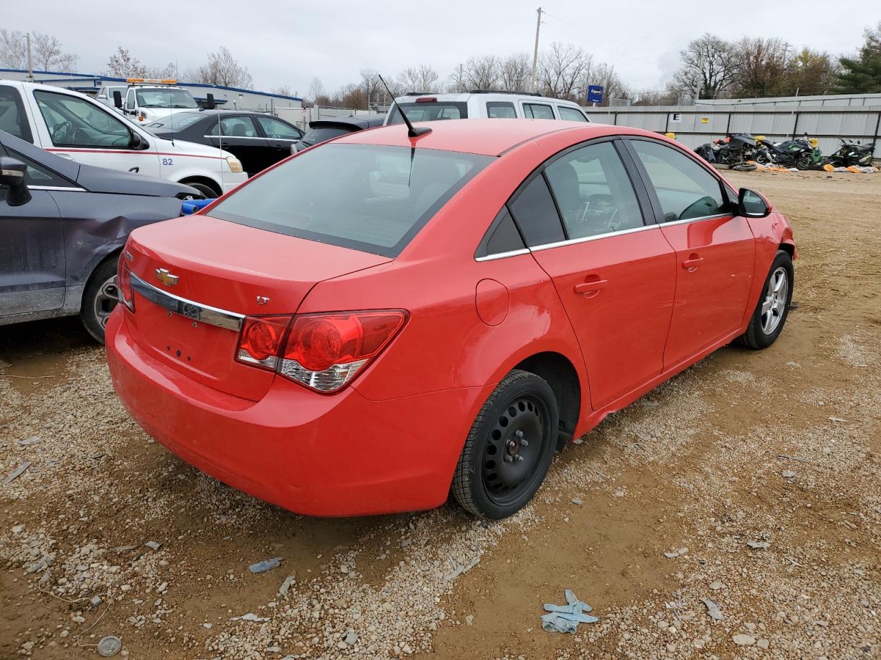 Photo 2 VIN: 1G1PC5SB3E7456163 - CHEVROLET CRUZE 