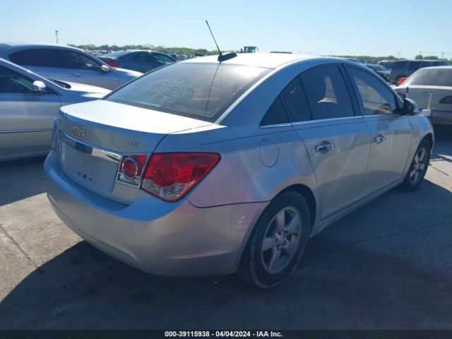 Photo 3 VIN: 1G1PC5SB3F7115654 - CHEVROLET CRUZE 