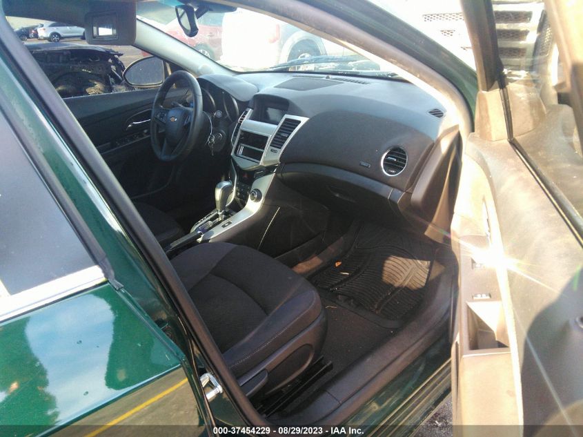 Photo 4 VIN: 1G1PC5SB3F7188751 - CHEVROLET CRUZE 