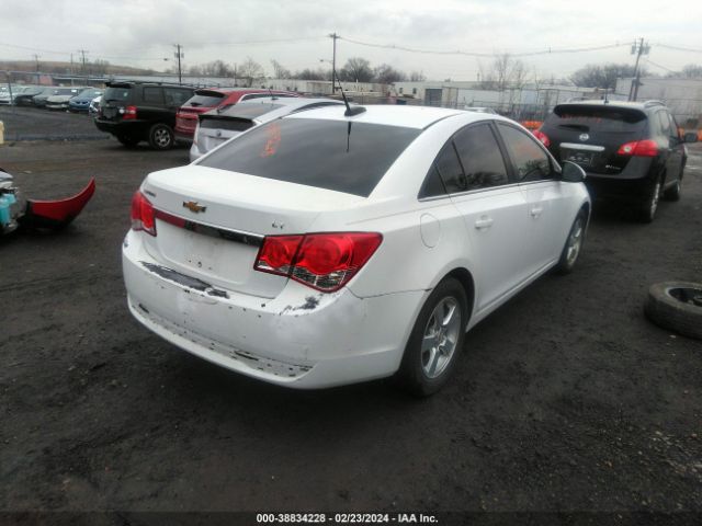 Photo 3 VIN: 1G1PC5SB3F7233333 - CHEVROLET CRUZE 