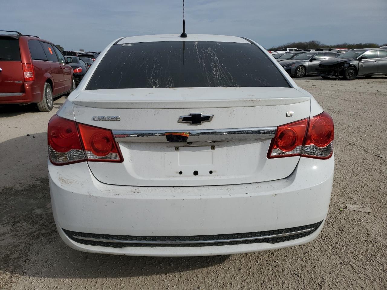 Photo 5 VIN: 1G1PC5SB4D7162107 - CHEVROLET CRUZE 