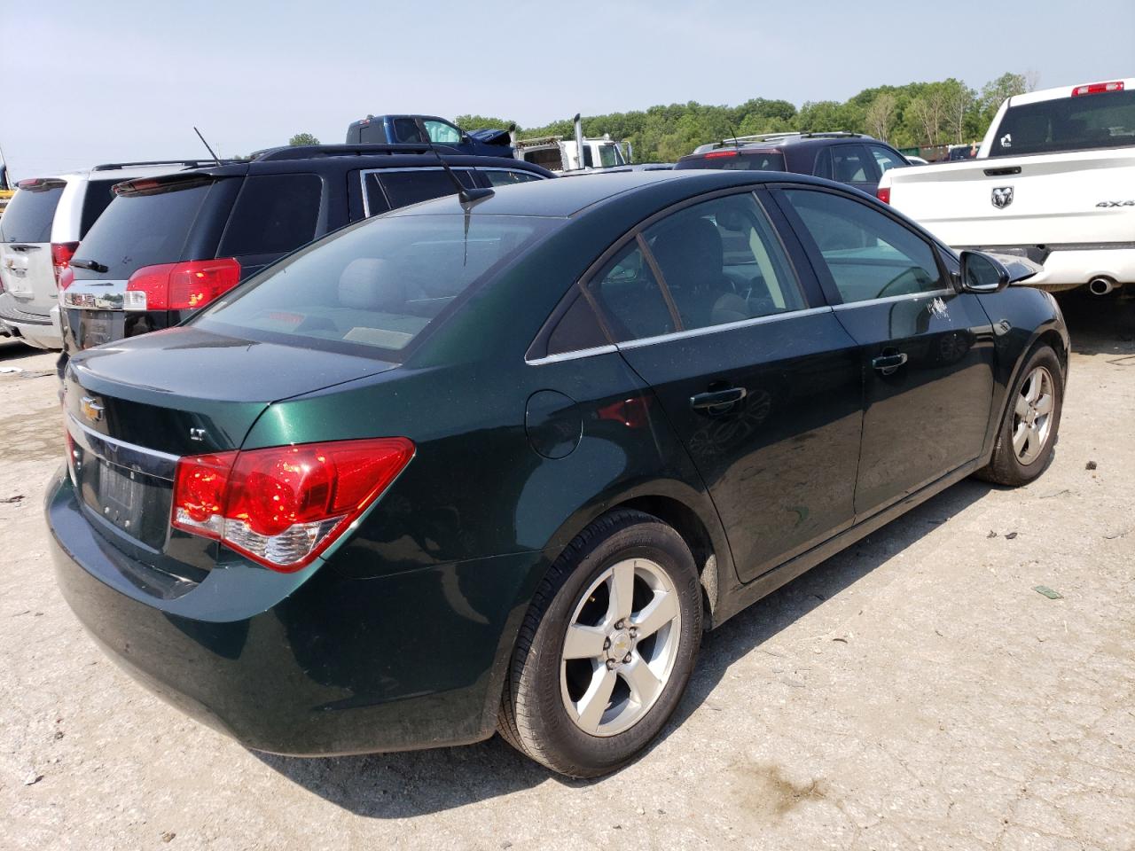 Photo 2 VIN: 1G1PC5SB4E7134681 - CHEVROLET CRUZE 