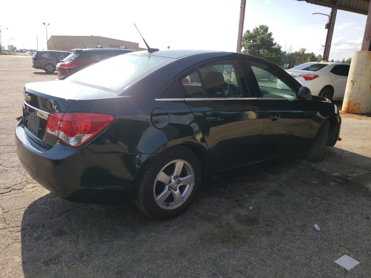 Photo 2 VIN: 1G1PC5SB4E7139444 - CHEVROLET CRUZE 