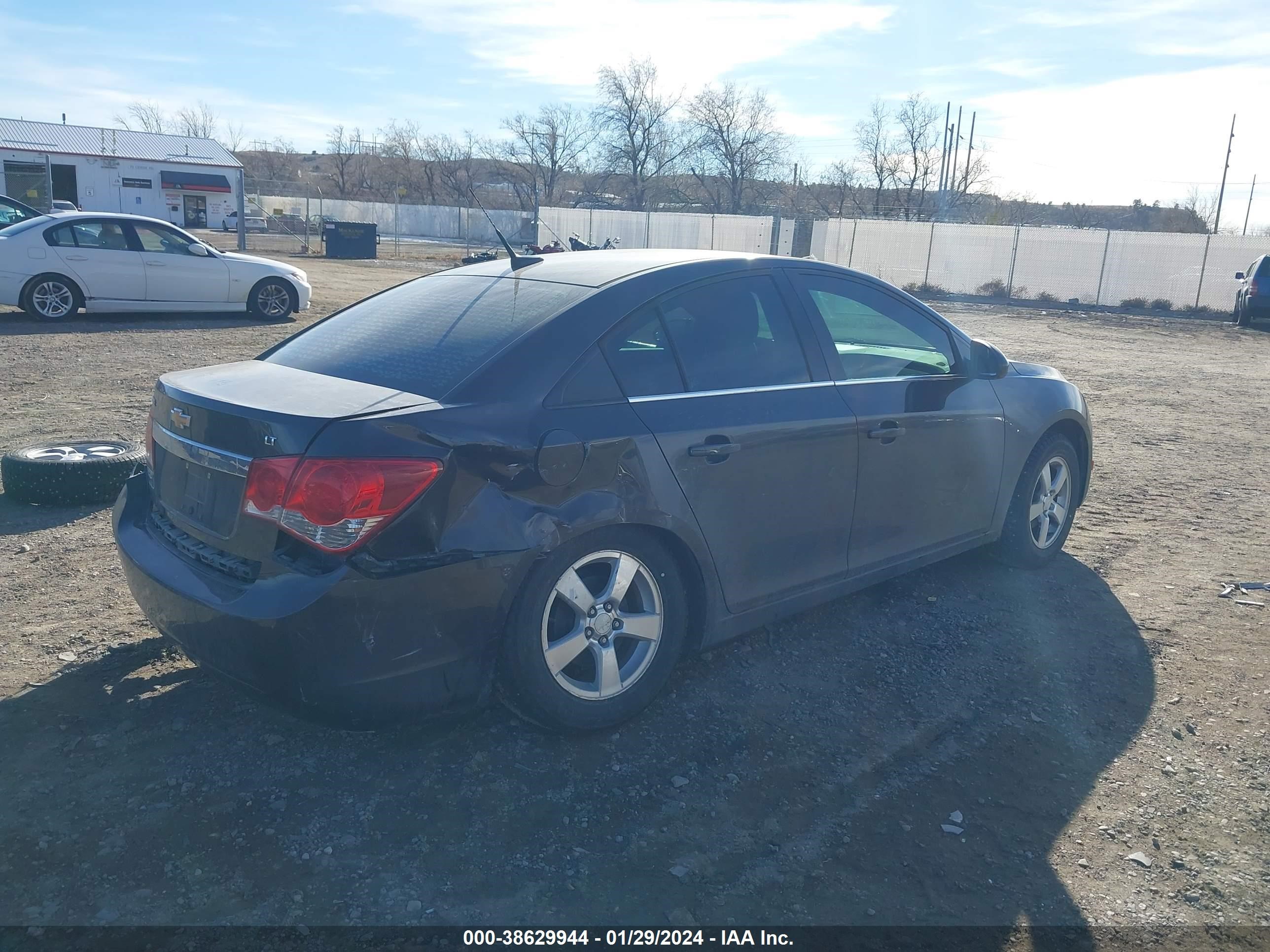 Photo 1 VIN: 1G1PC5SB4E7276187 - CHEVROLET CRUZE 