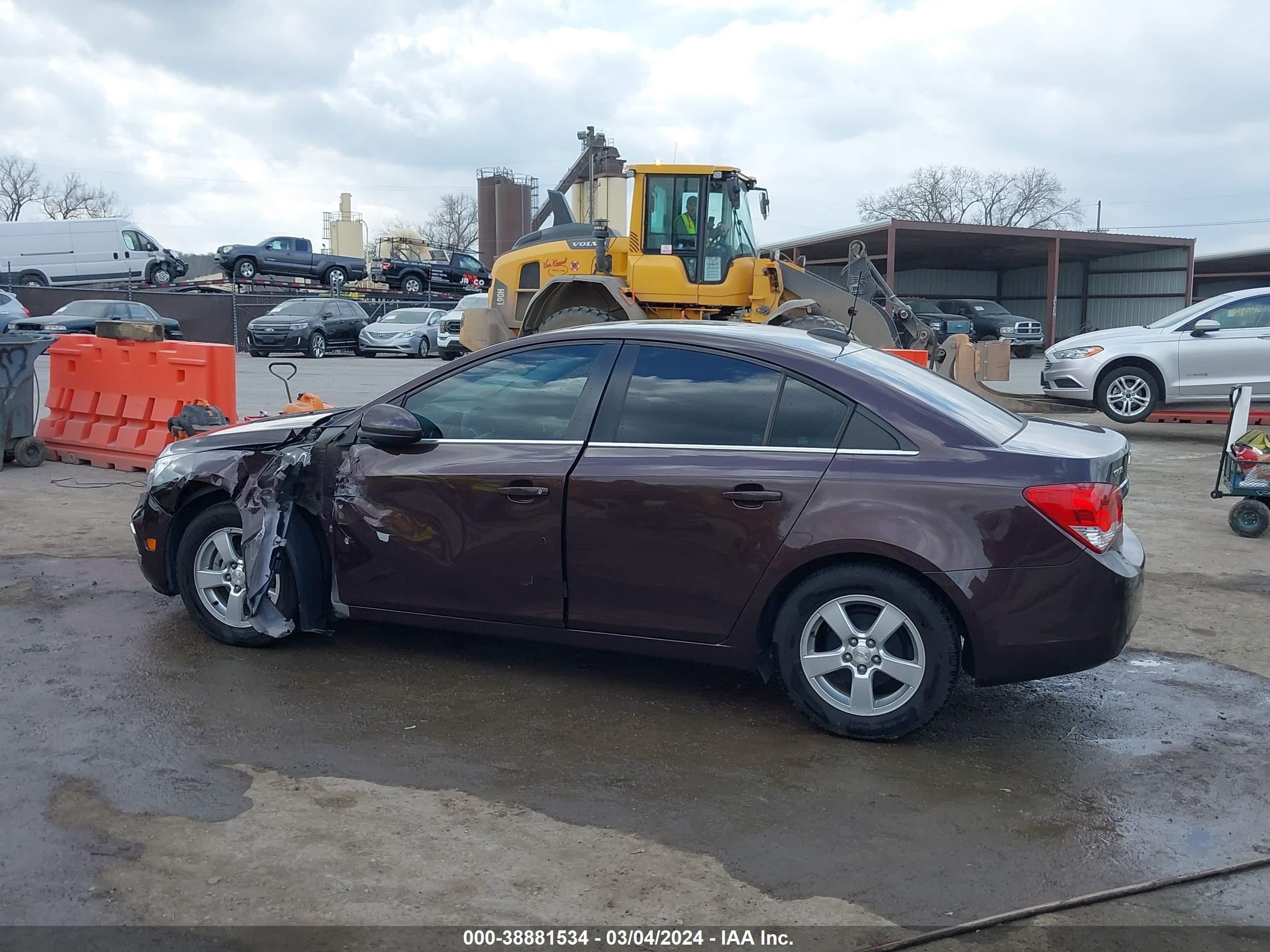 Photo 13 VIN: 1G1PC5SB4F7138764 - CHEVROLET CRUZE 