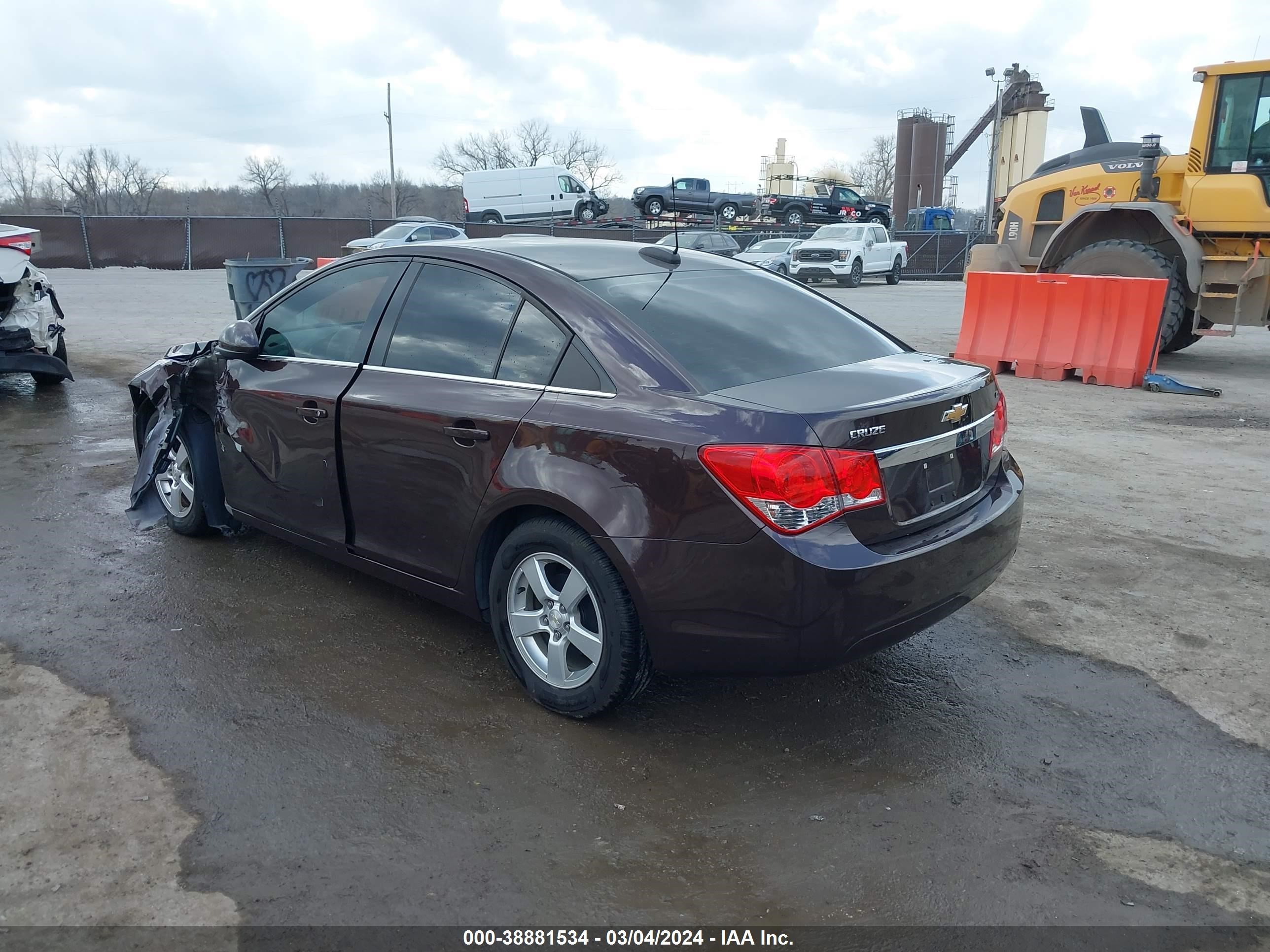 Photo 2 VIN: 1G1PC5SB4F7138764 - CHEVROLET CRUZE 