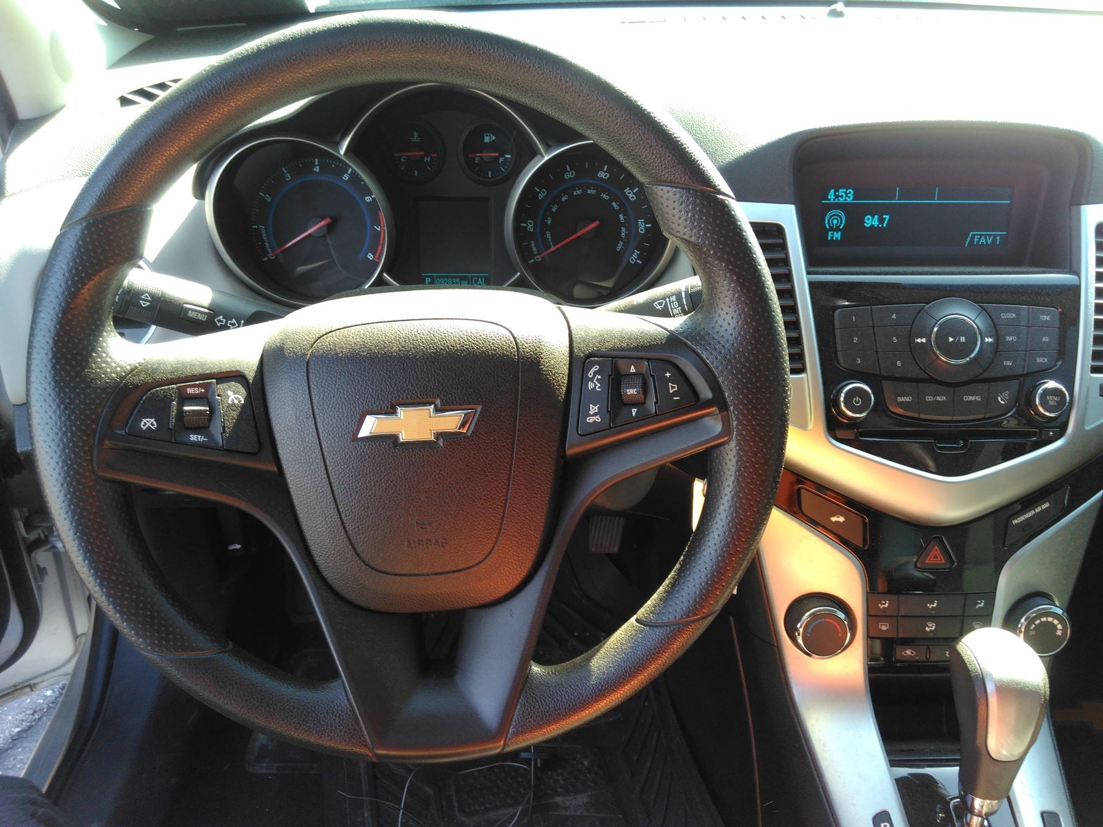 Photo 3 VIN: 1G1PC5SB4F7174406 - CHEVROLET CRUZE 