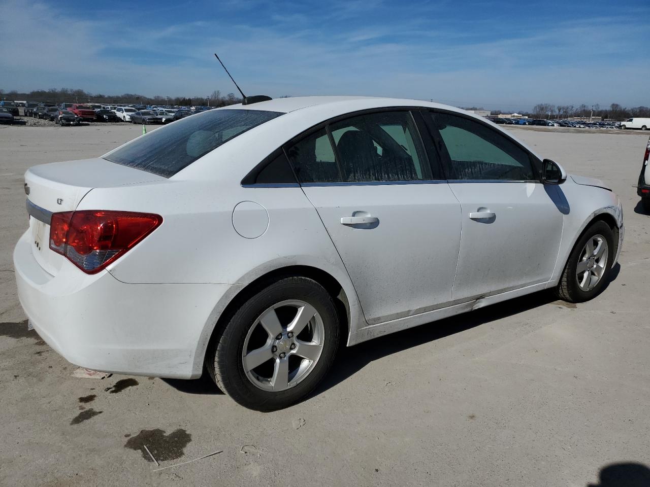 Photo 2 VIN: 1G1PC5SB4F7176852 - CHEVROLET CRUZE 