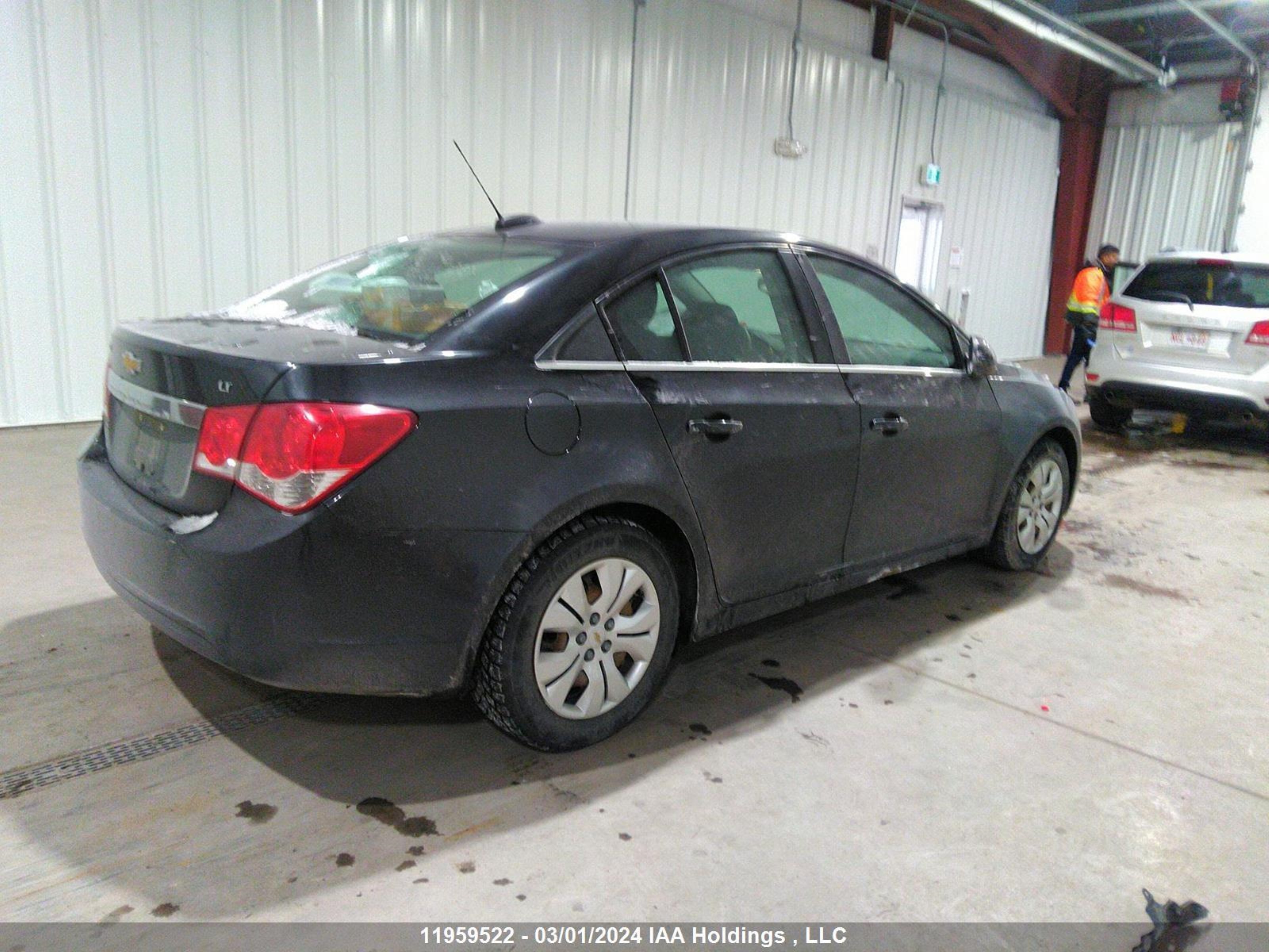 Photo 3 VIN: 1G1PC5SB4F7236970 - CHEVROLET CRUZE 