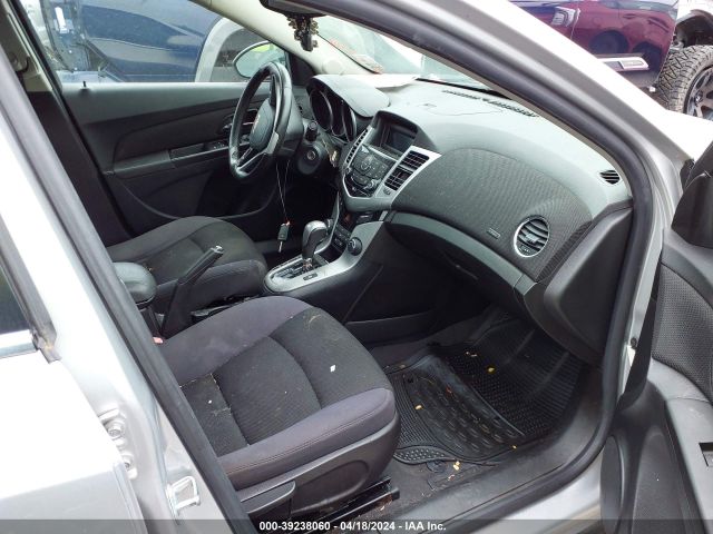 Photo 4 VIN: 1G1PC5SB5D7205093 - CHEVROLET CRUZE 