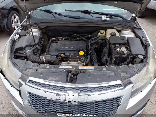 Photo 9 VIN: 1G1PC5SB5D7205093 - CHEVROLET CRUZE 