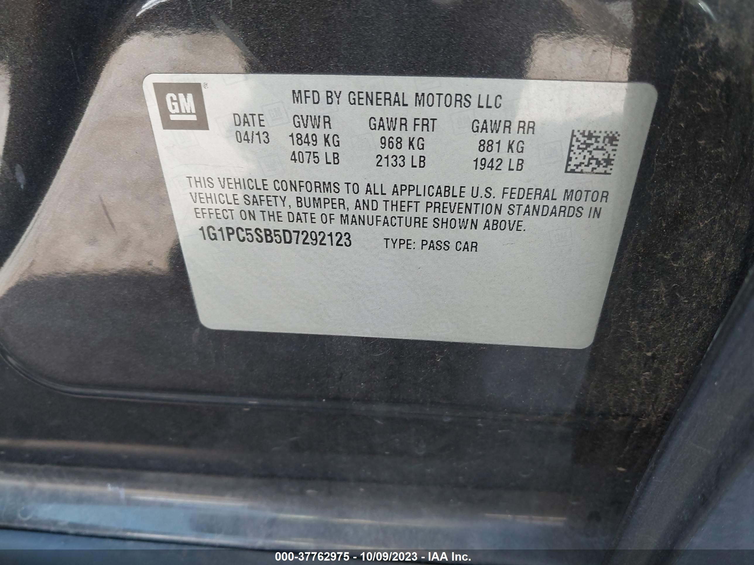 Photo 8 VIN: 1G1PC5SB5D7292123 - CHEVROLET CRUZE 