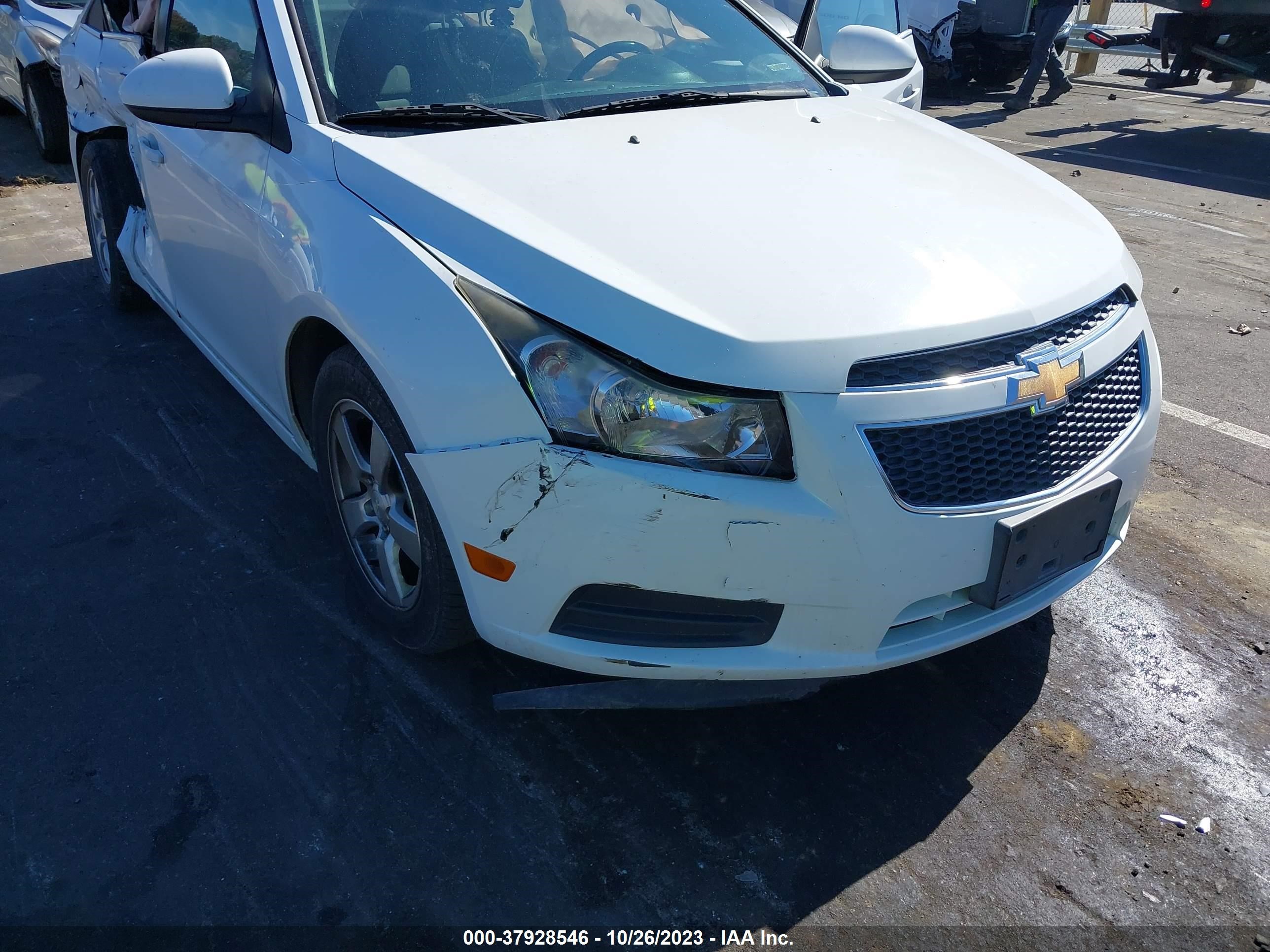 Photo 11 VIN: 1G1PC5SB5E7263643 - CHEVROLET CRUZE 