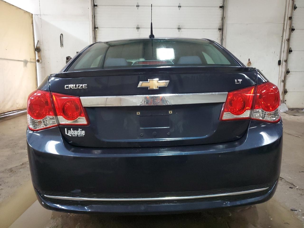 Photo 5 VIN: 1G1PC5SB5E7338406 - CHEVROLET CRUZE 