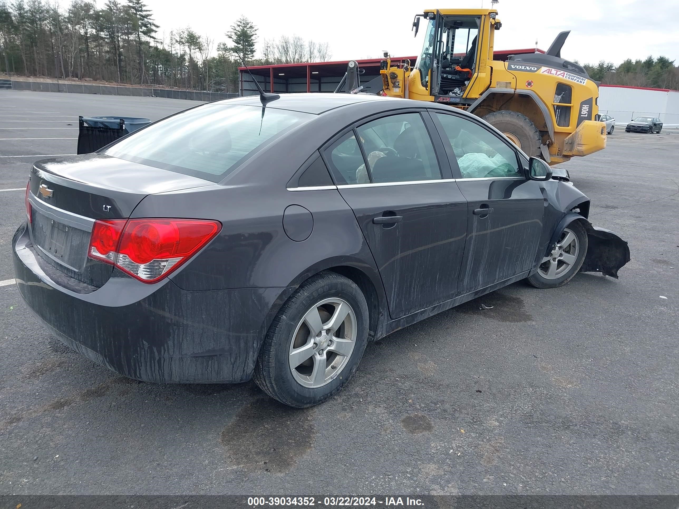 Photo 3 VIN: 1G1PC5SB5E7380106 - CHEVROLET CRUZE 