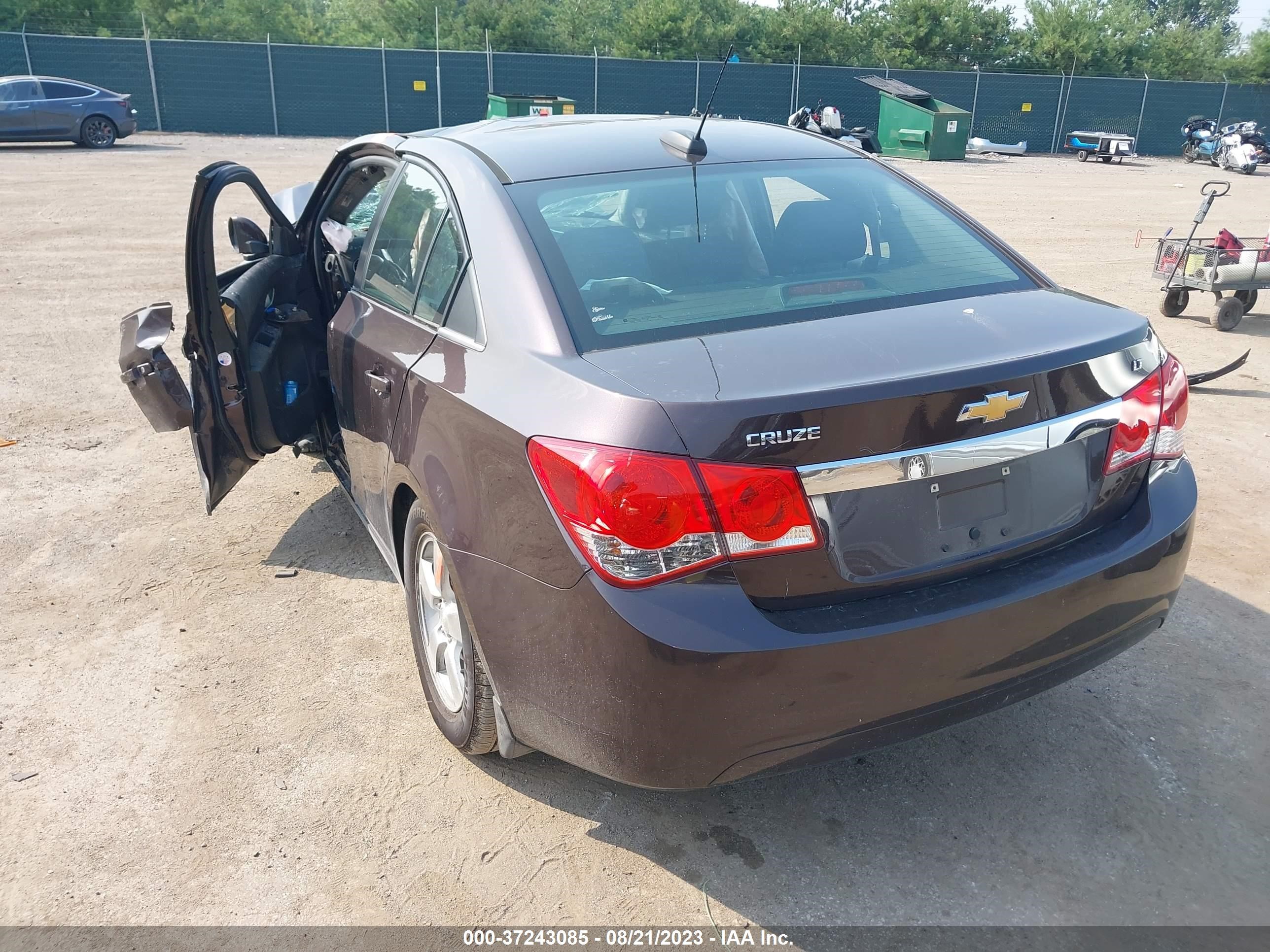 Photo 2 VIN: 1G1PC5SB5F7172356 - CHEVROLET CRUZE 