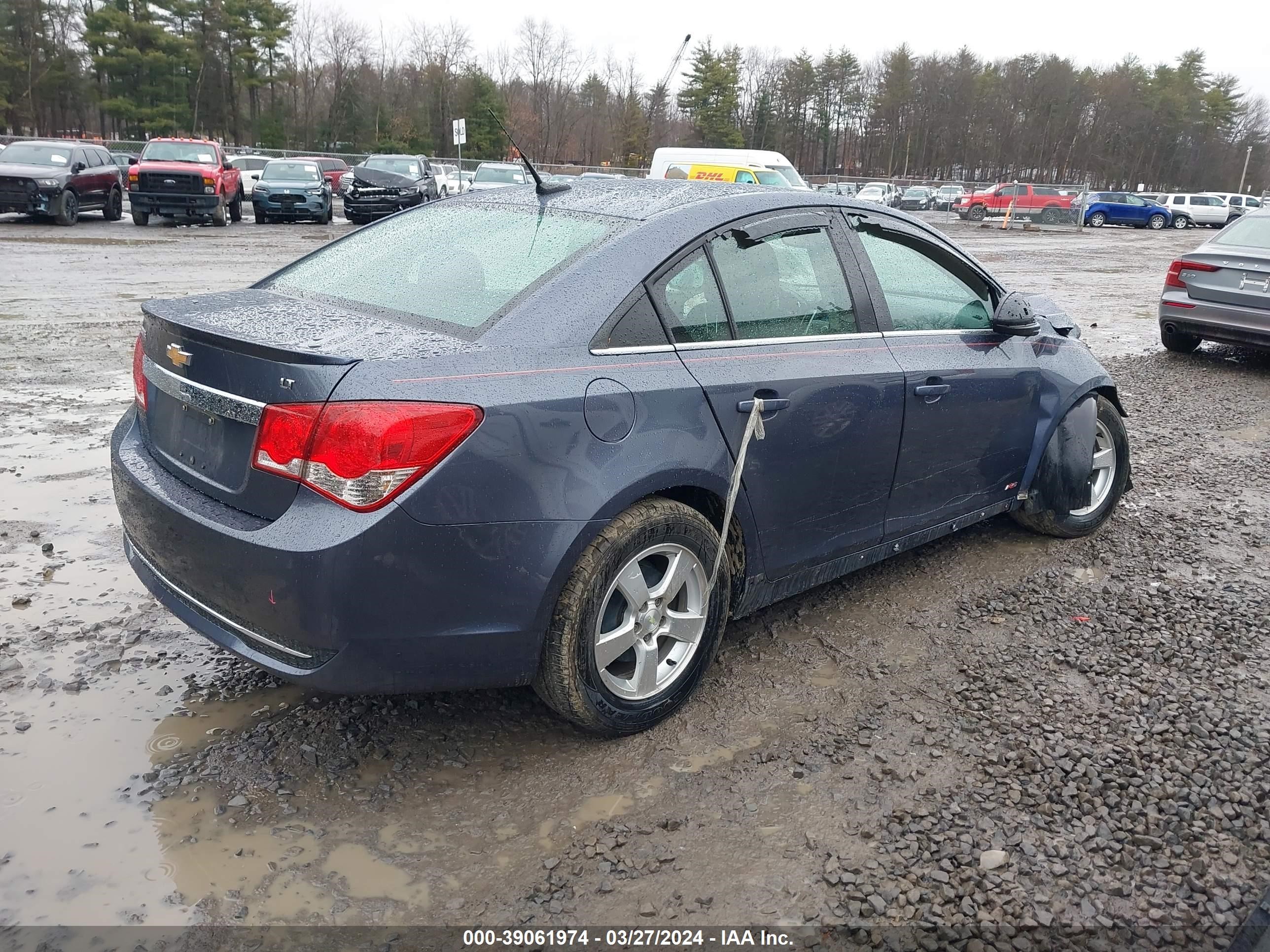 Photo 3 VIN: 1G1PC5SB6D7229855 - CHEVROLET CRUZE 