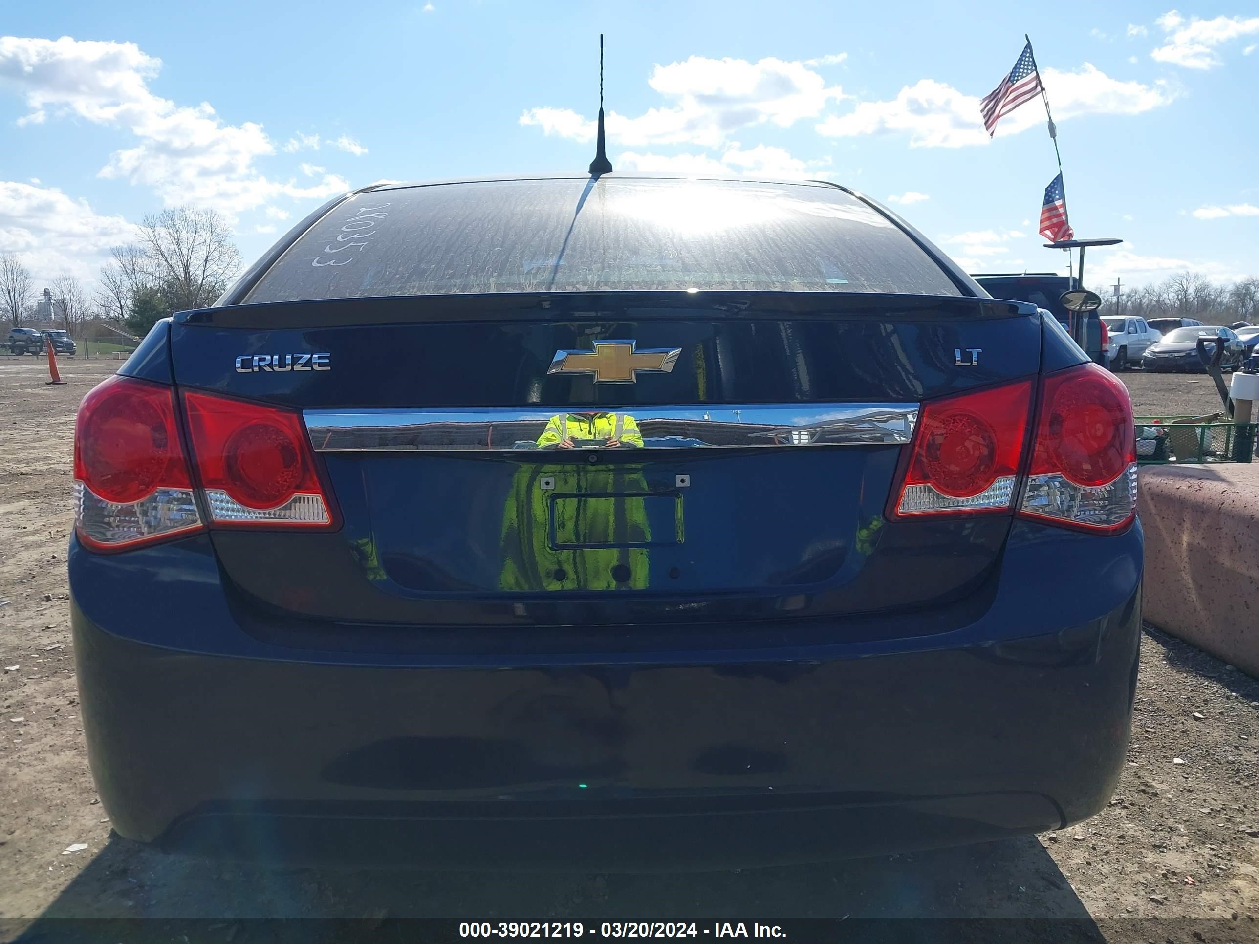 Photo 15 VIN: 1G1PC5SB6D7280353 - CHEVROLET CRUZE 