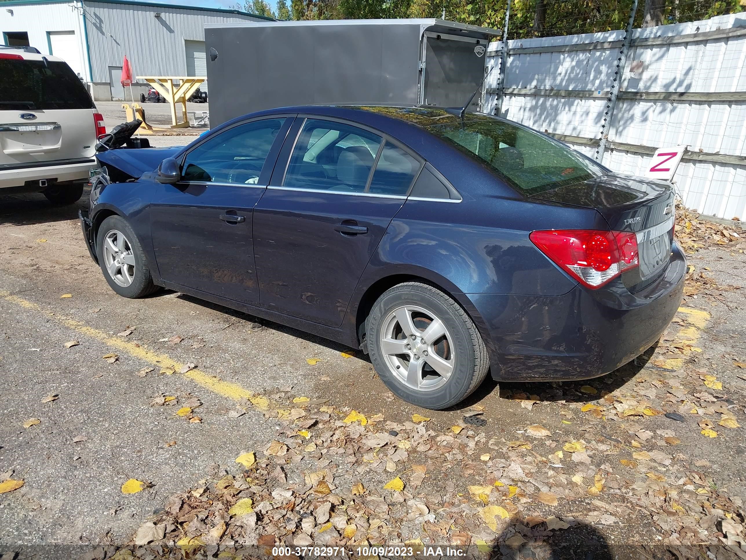 Photo 2 VIN: 1G1PC5SB6E7149649 - CHEVROLET CRUZE 