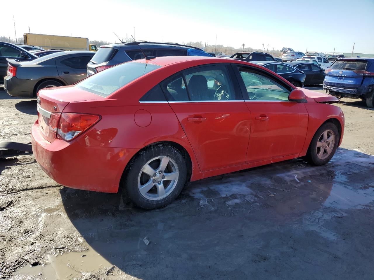 Photo 2 VIN: 1G1PC5SB6E7300702 - CHEVROLET CRUZE 