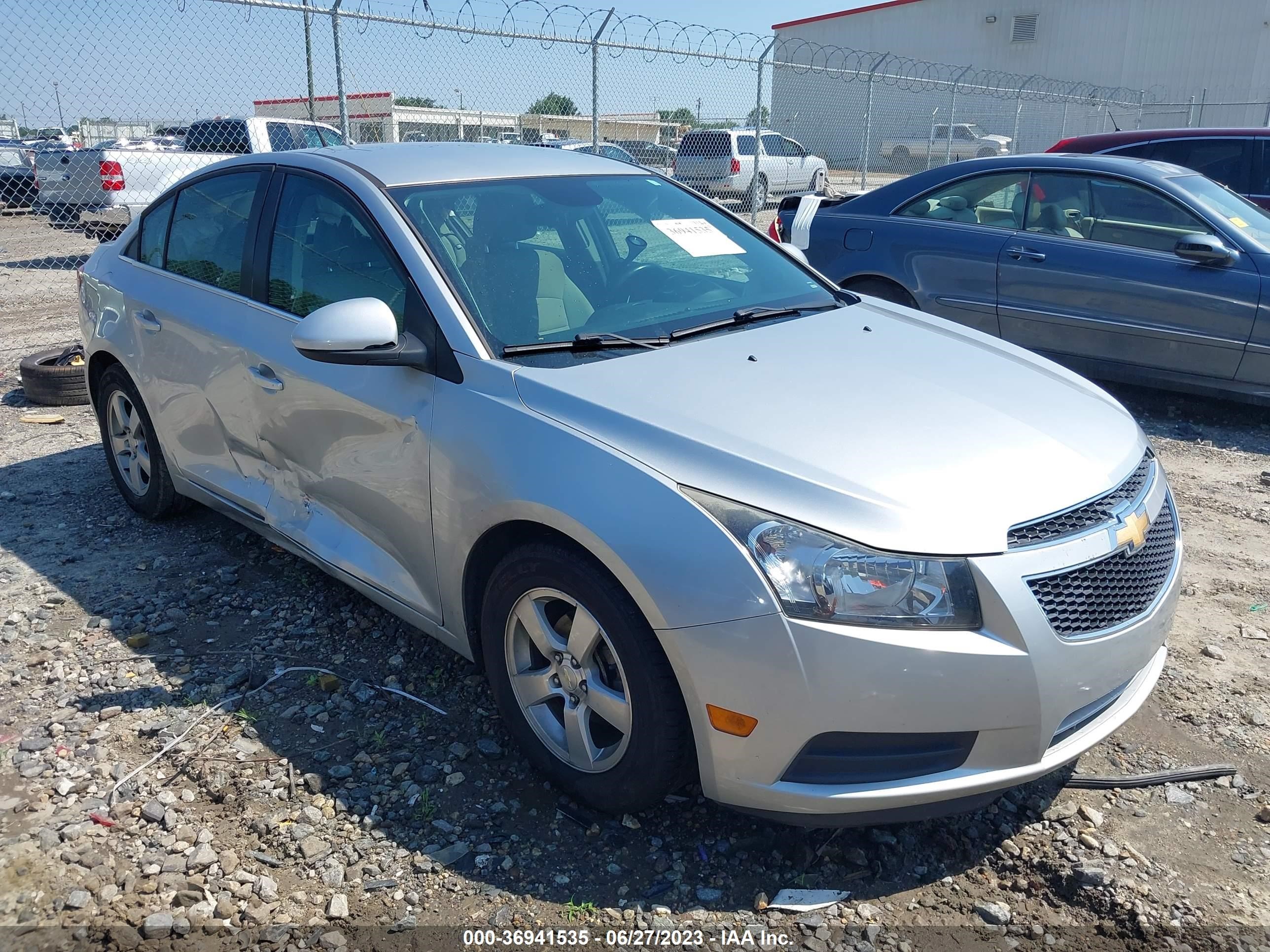 Photo 0 VIN: 1G1PC5SB6E7315541 - CHEVROLET CRUZE 