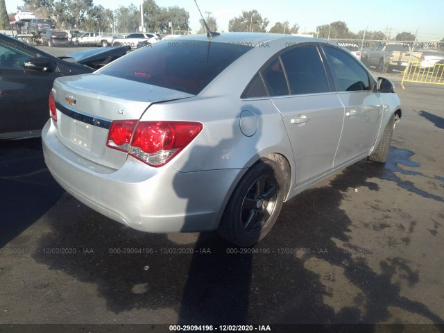 Photo 3 VIN: 1G1PC5SB6E7324739 - CHEVROLET CRUZE 