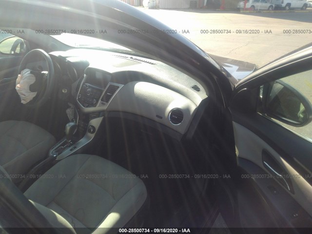 Photo 4 VIN: 1G1PC5SB6F7198402 - CHEVROLET CRUZE 