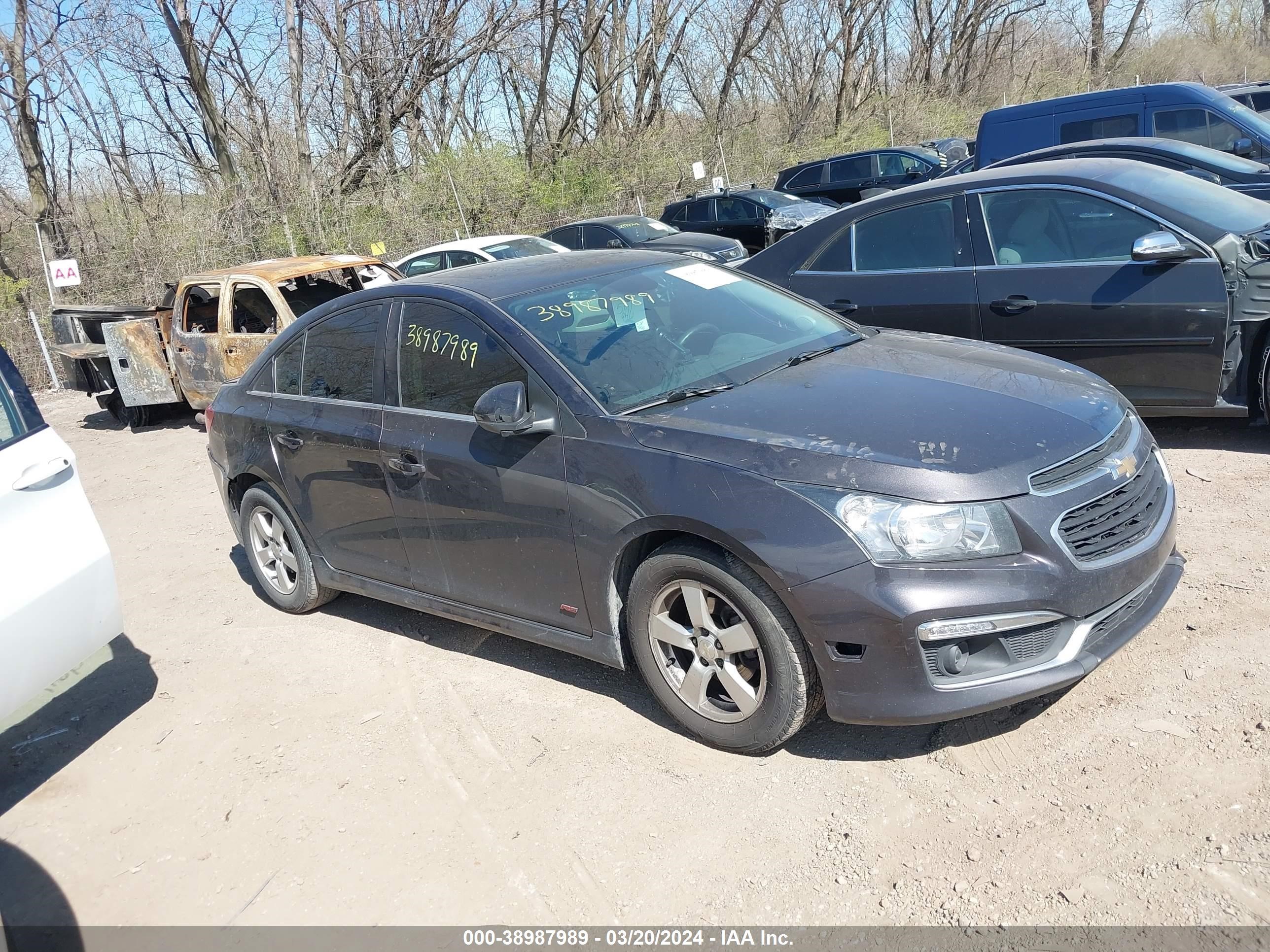 Photo 0 VIN: 1G1PC5SB6F7270490 - CHEVROLET CRUZE 