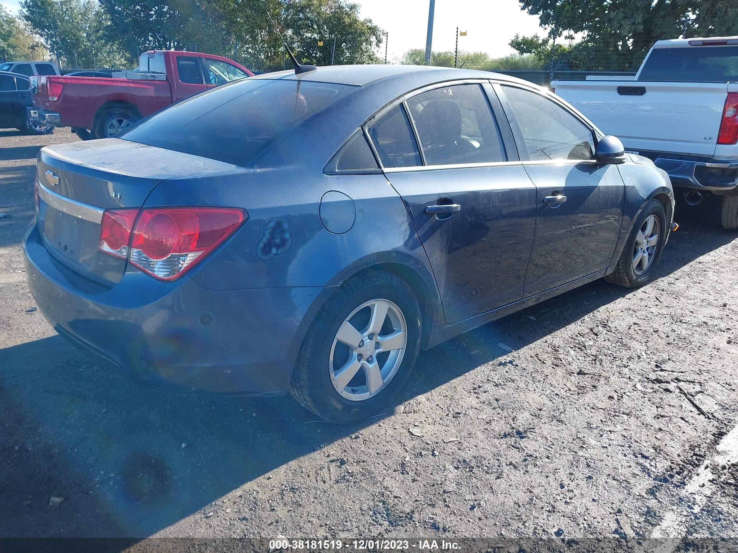 Photo 3 VIN: 1G1PC5SB7D7297758 - CHEVROLET CRUZE 