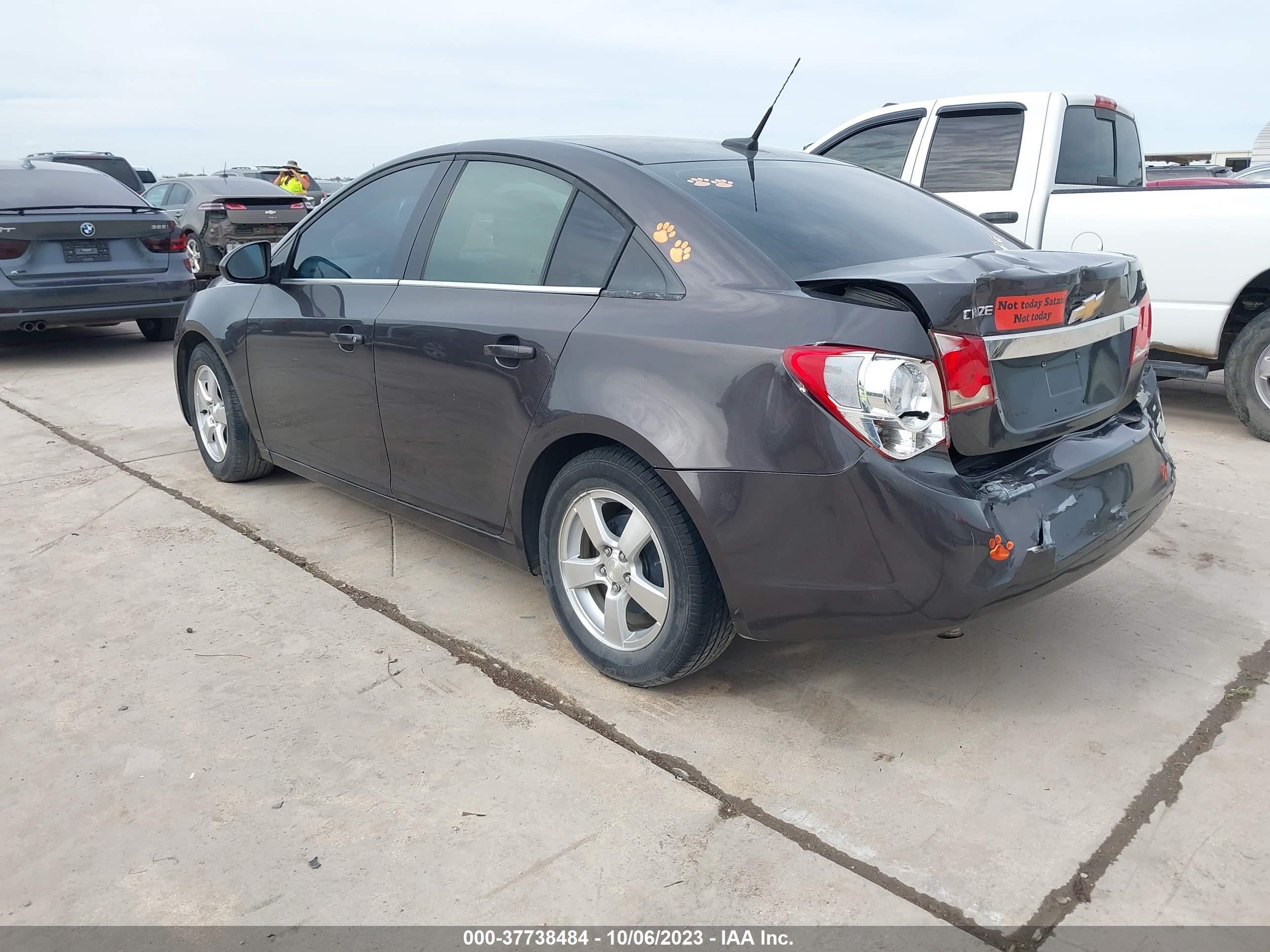 Photo 2 VIN: 1G1PC5SB7E7112156 - CHEVROLET CRUZE 