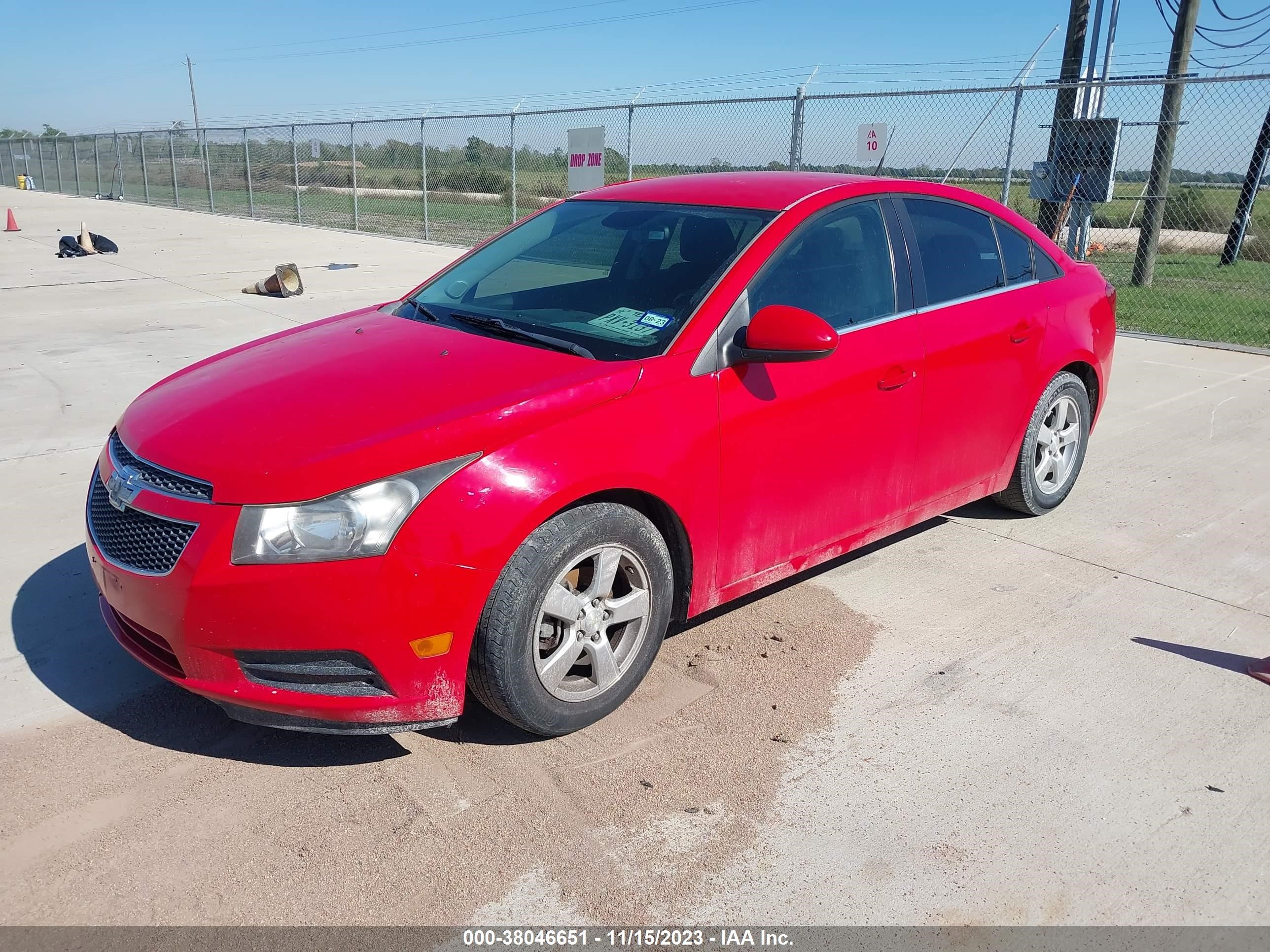 Photo 1 VIN: 1G1PC5SB7E7241739 - CHEVROLET CRUZE 