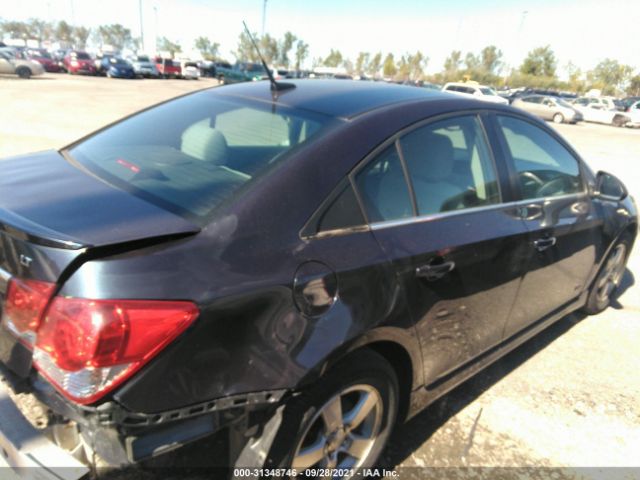 Photo 3 VIN: 1G1PC5SB7E7297986 - CHEVROLET CRUZE 