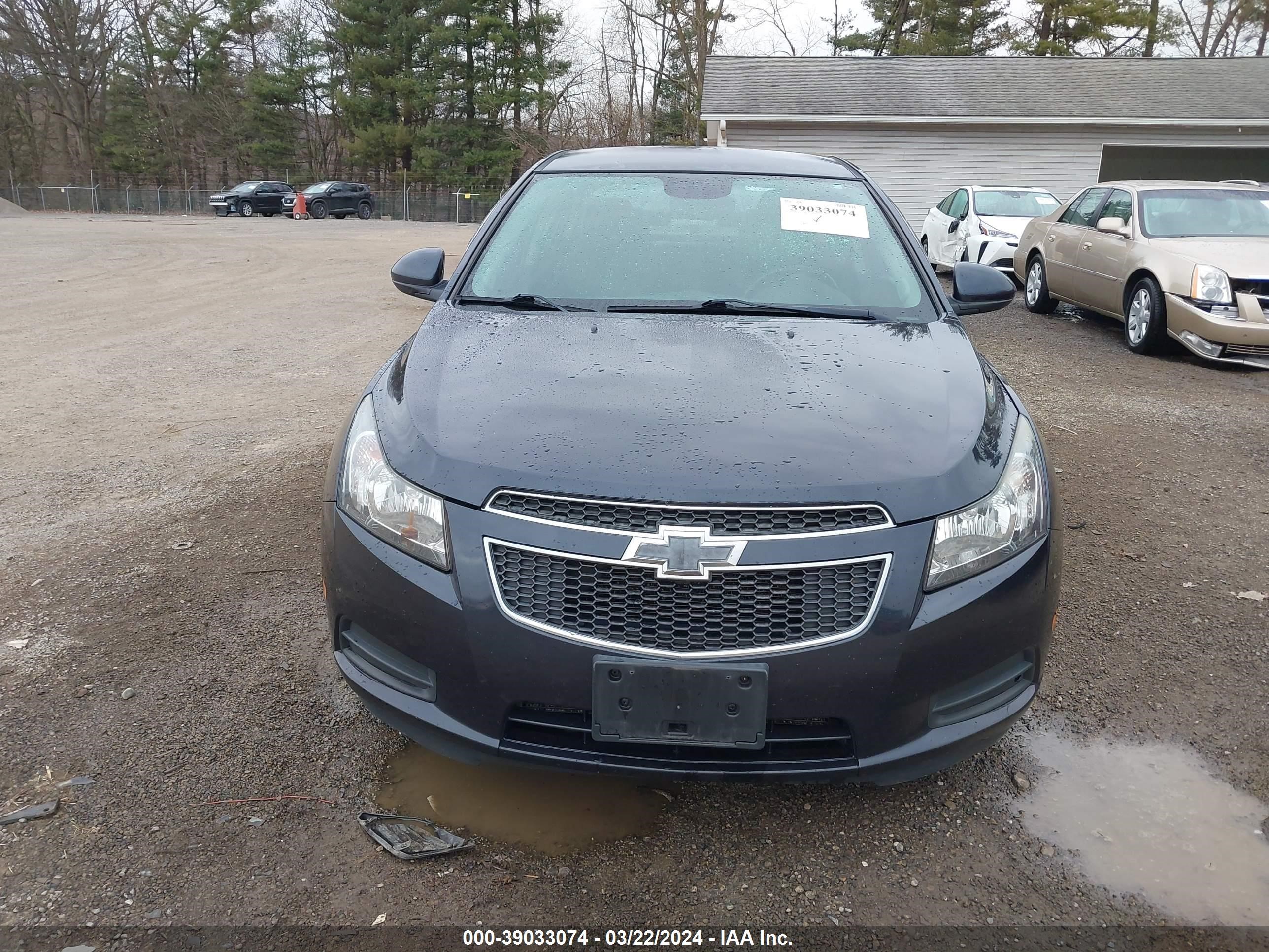 Photo 11 VIN: 1G1PC5SB7E7338276 - CHEVROLET CRUZE 