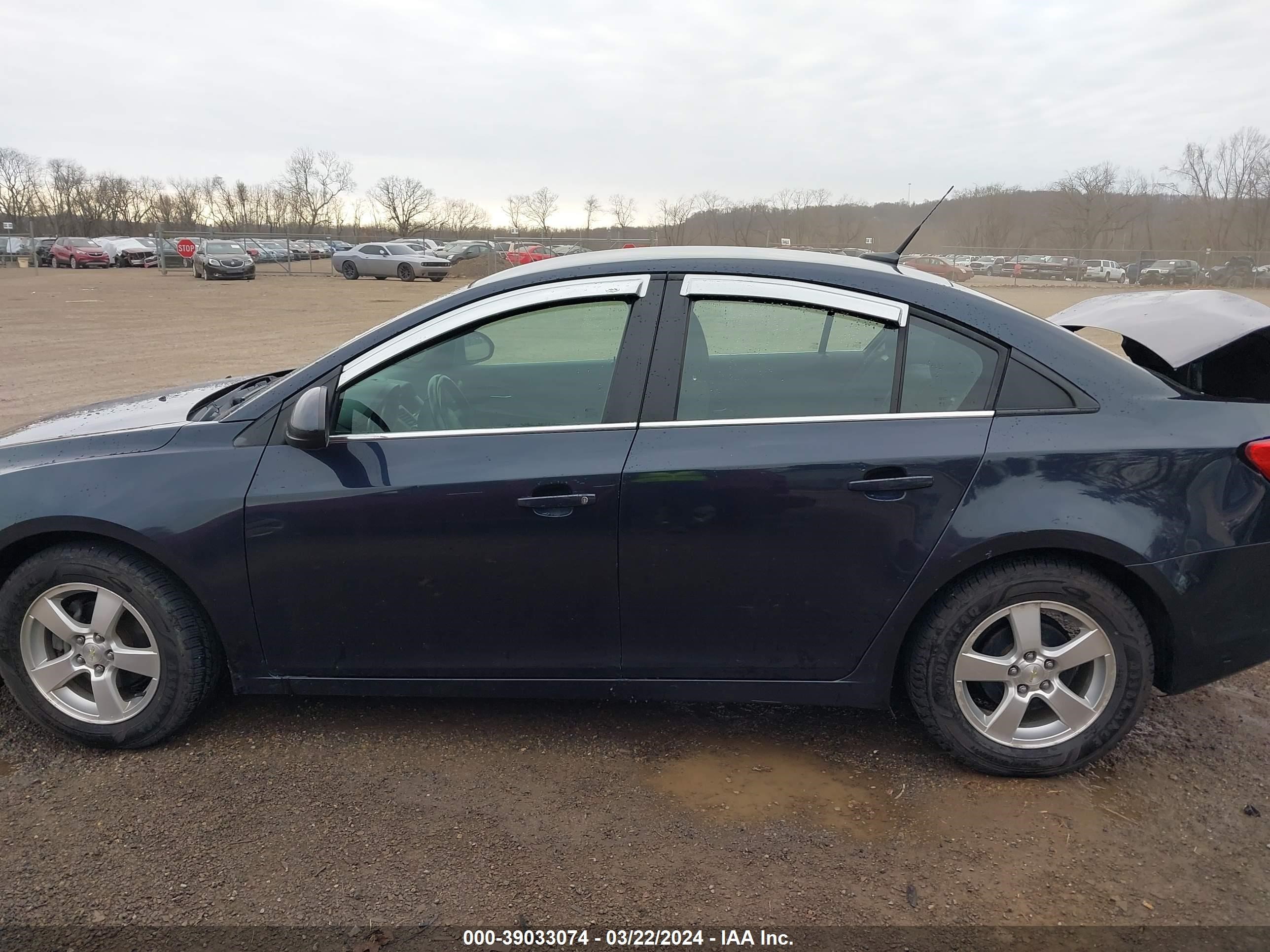 Photo 13 VIN: 1G1PC5SB7E7338276 - CHEVROLET CRUZE 