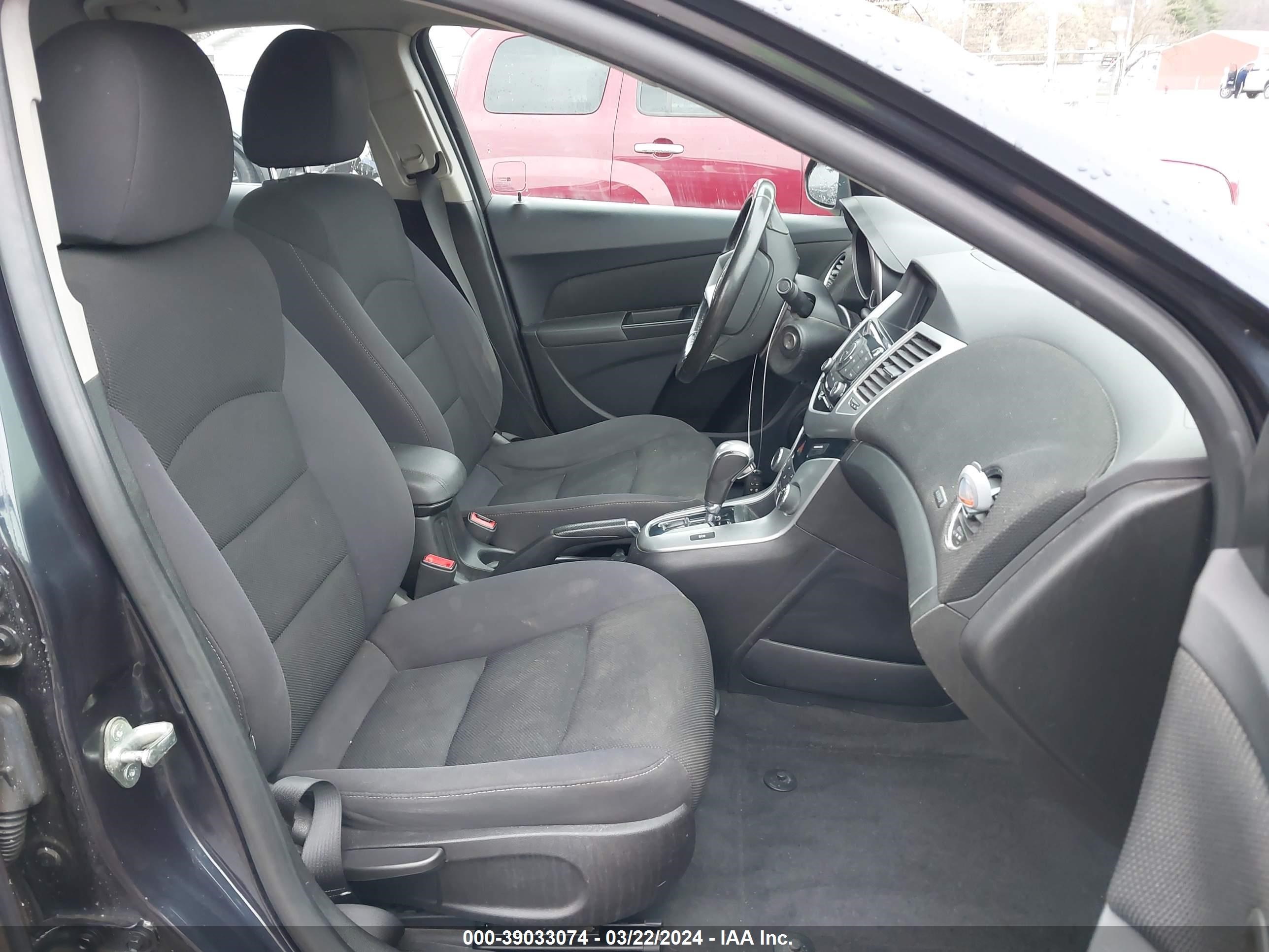 Photo 4 VIN: 1G1PC5SB7E7338276 - CHEVROLET CRUZE 