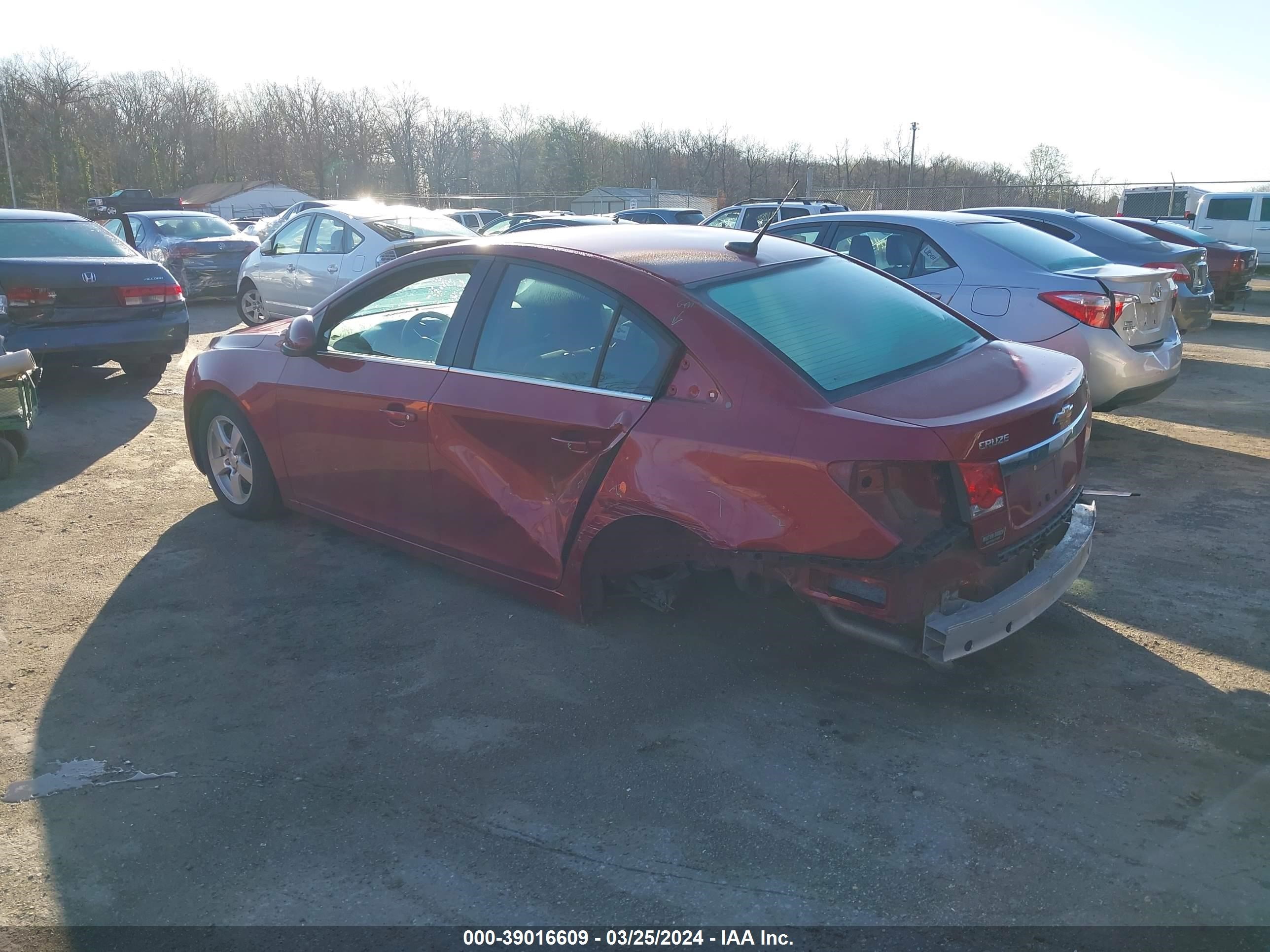 Photo 2 VIN: 1G1PC5SB7E7352470 - CHEVROLET CRUZE 