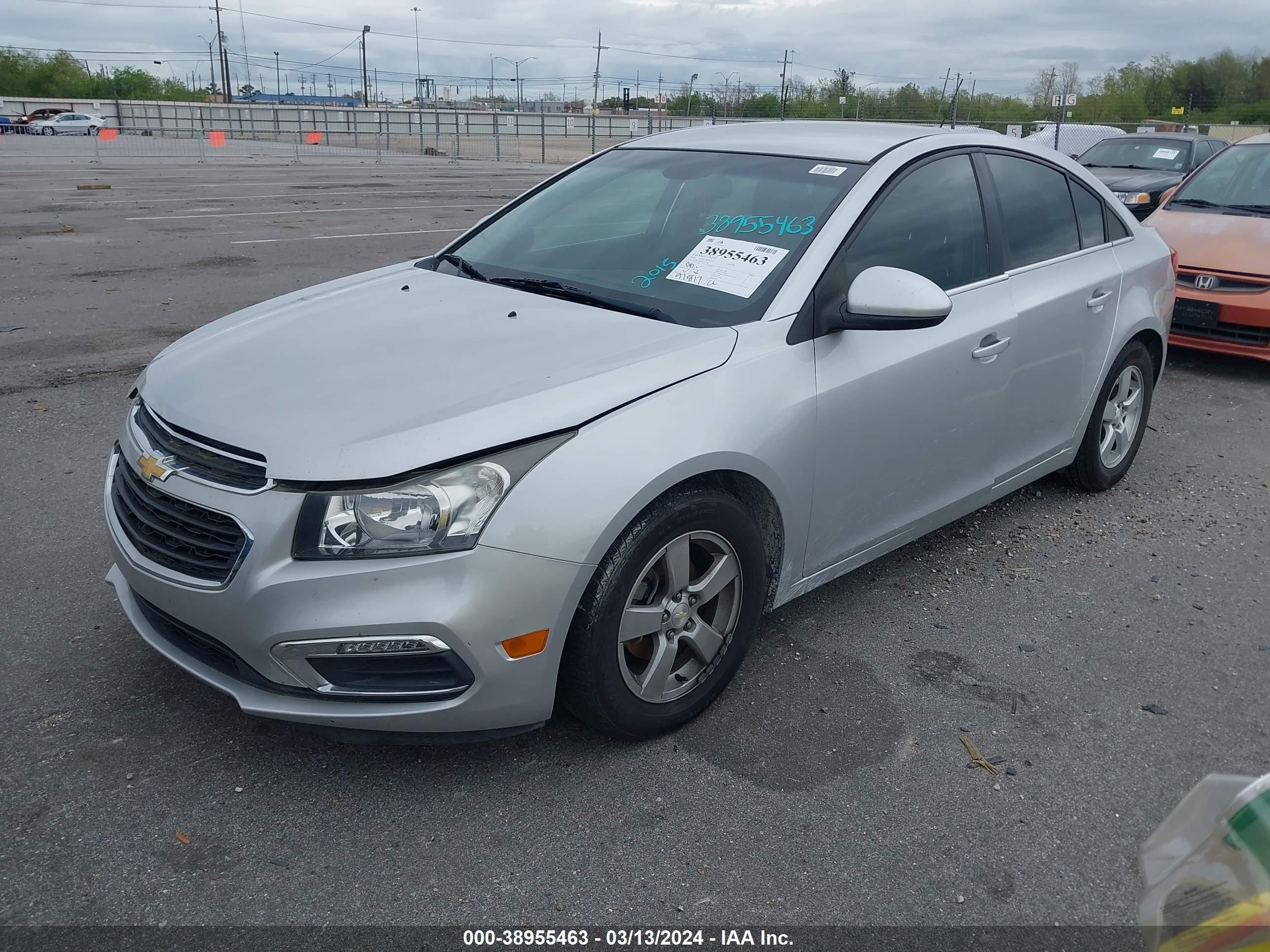 Photo 1 VIN: 1G1PC5SB7F7257781 - CHEVROLET CRUZE 