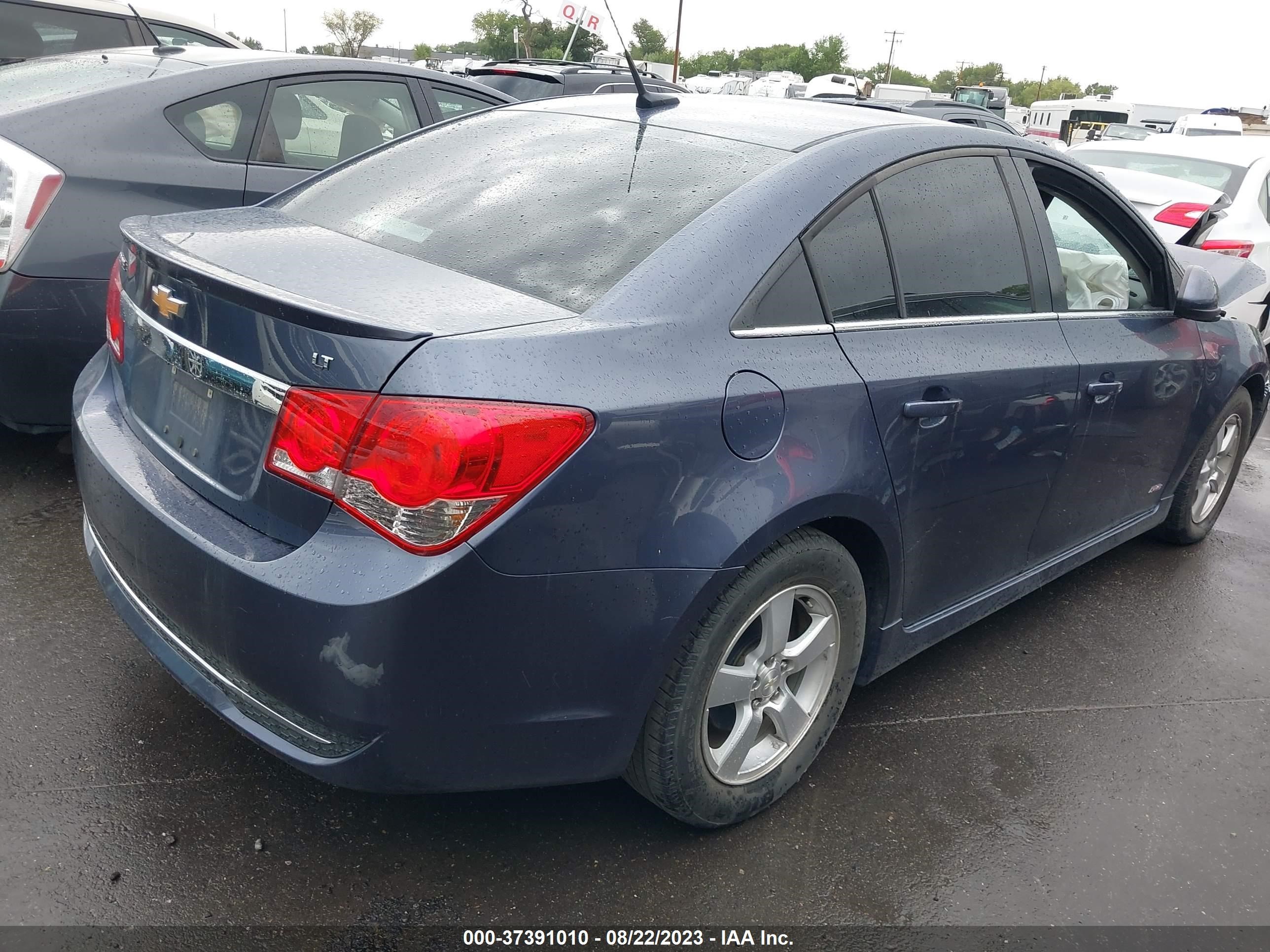 Photo 3 VIN: 1G1PC5SB8D7330296 - CHEVROLET CRUZE 