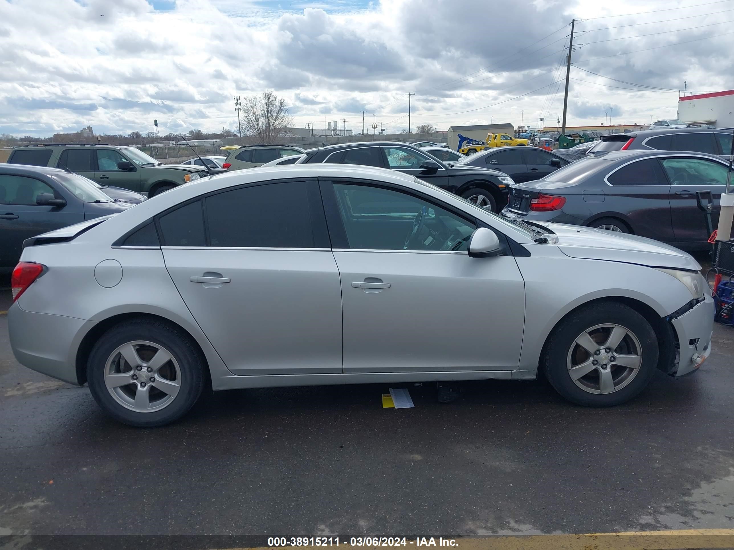 Photo 12 VIN: 1G1PC5SB8E7103997 - CHEVROLET CRUZE 