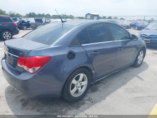 Photo 3 VIN: 1G1PC5SB8E7127099 - CHEVROLET CRUZE 