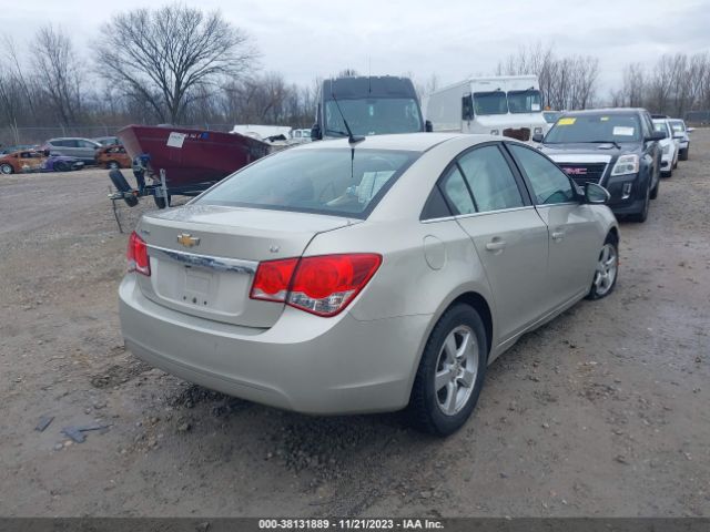 Photo 3 VIN: 1G1PC5SB8E7290948 - CHEVROLET CRUZE 