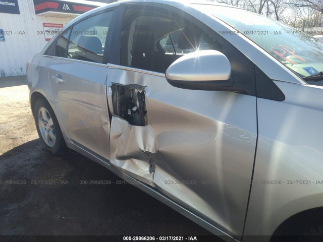 Photo 5 VIN: 1G1PC5SB8E7305609 - CHEVROLET CRUZE 