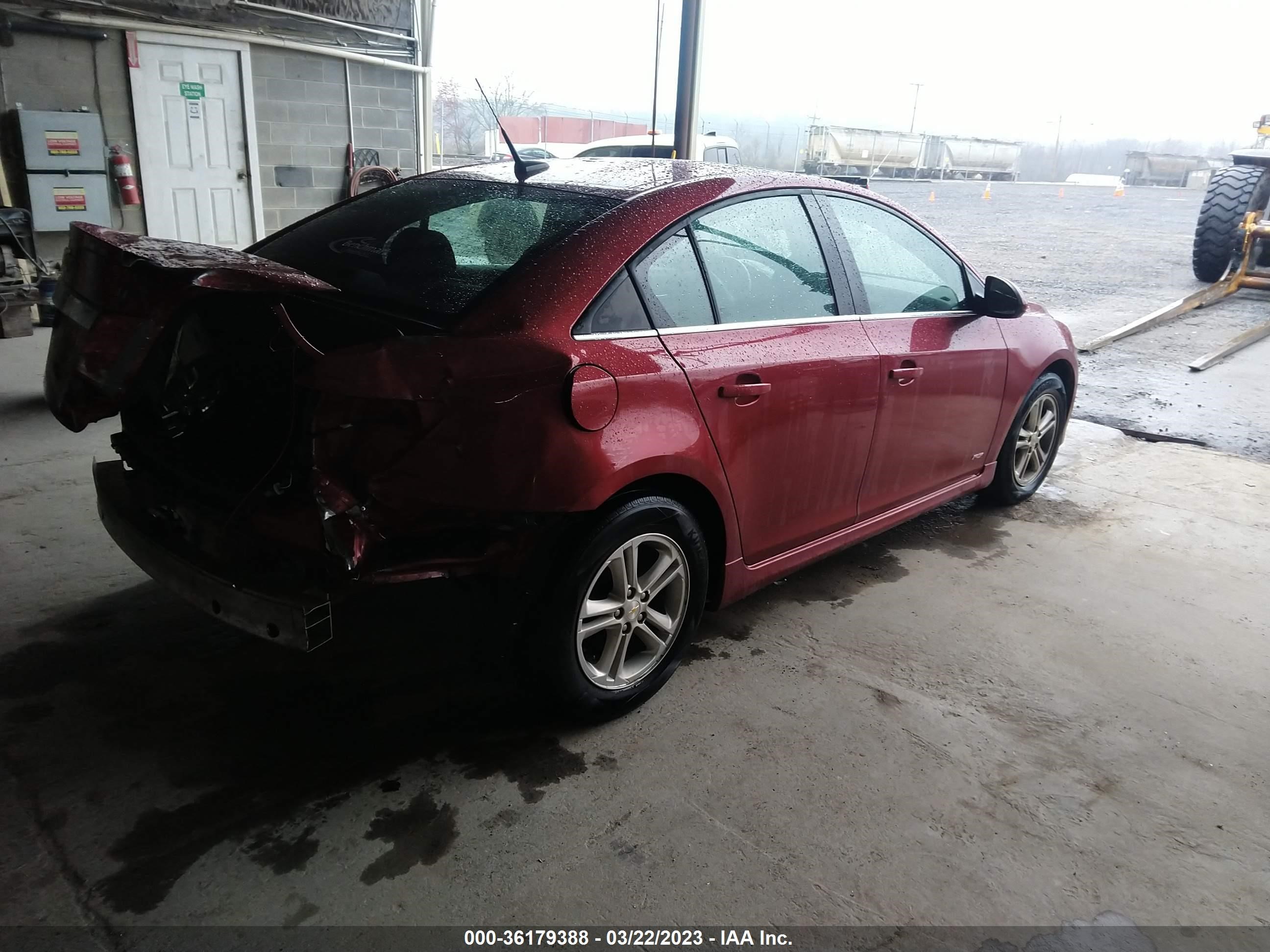 Photo 3 VIN: 1G1PC5SB8E7320188 - CHEVROLET CRUZE 