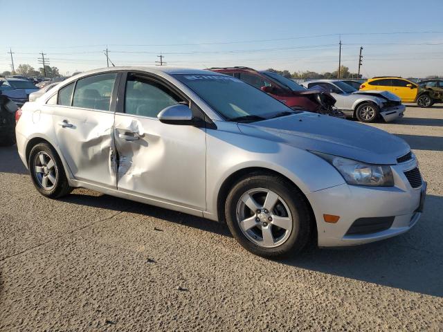 Photo 3 VIN: 1G1PC5SB8E7396896 - CHEVROLET CRUZE 