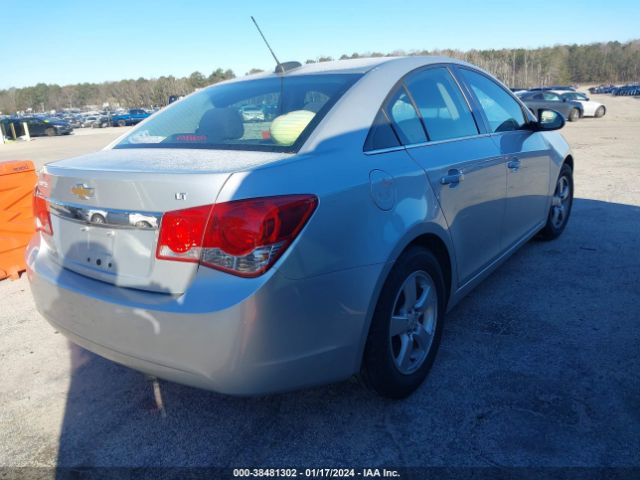 Photo 3 VIN: 1G1PC5SB8F7107646 - CHEVROLET CRUZE 